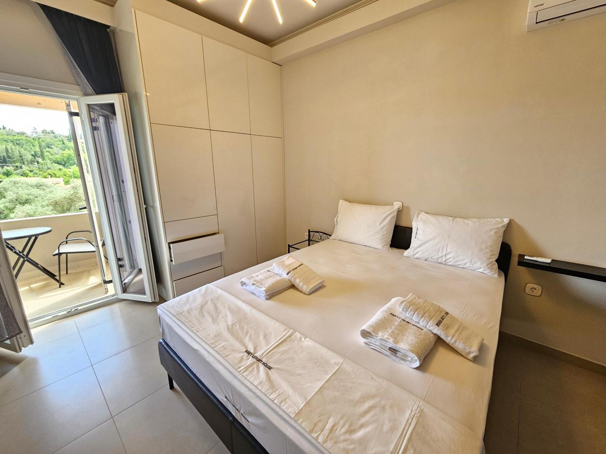 Grey Luxury House Apartman Ípszosz Kültér fotó