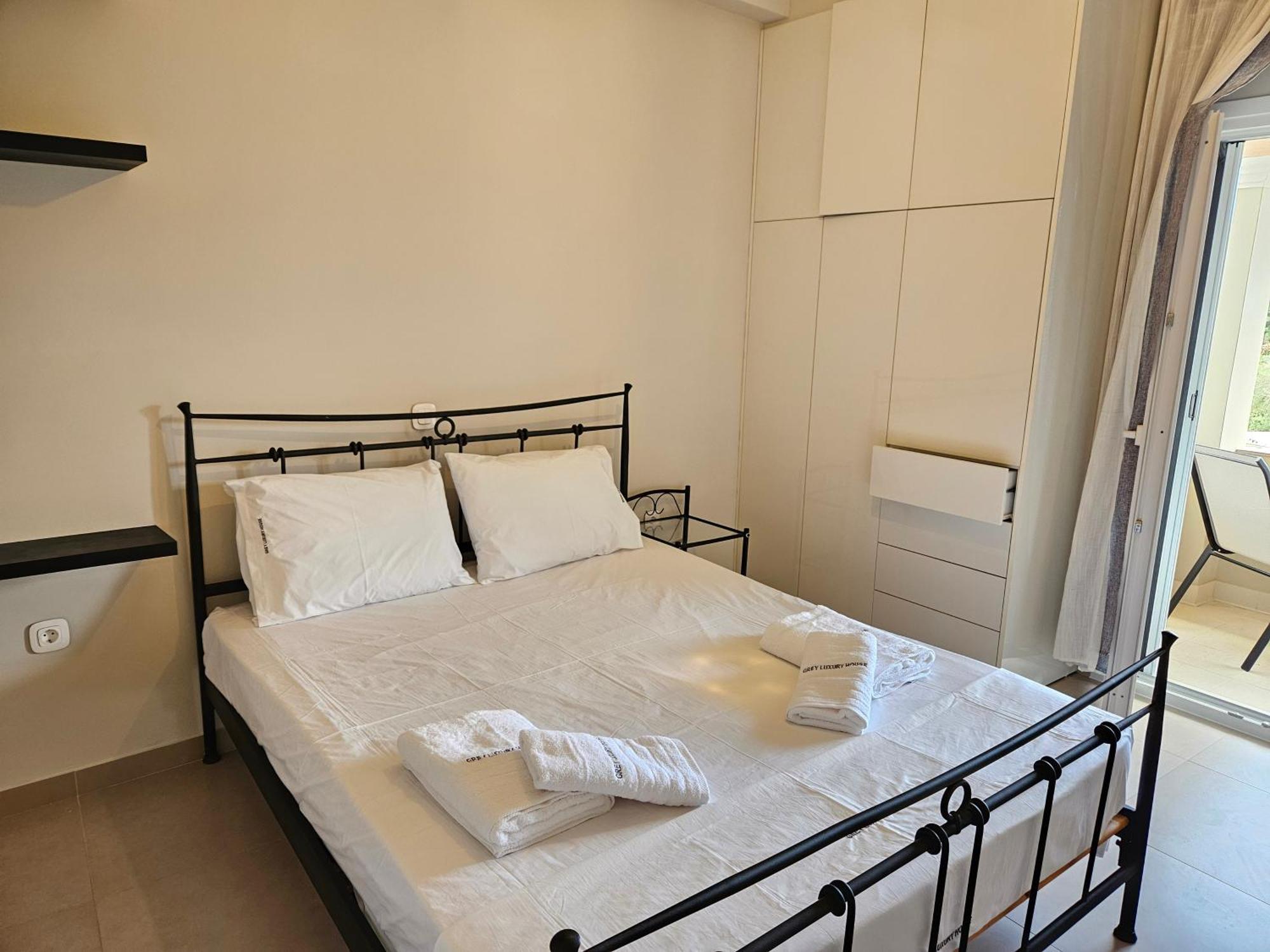 Grey Luxury House Apartman Ípszosz Kültér fotó