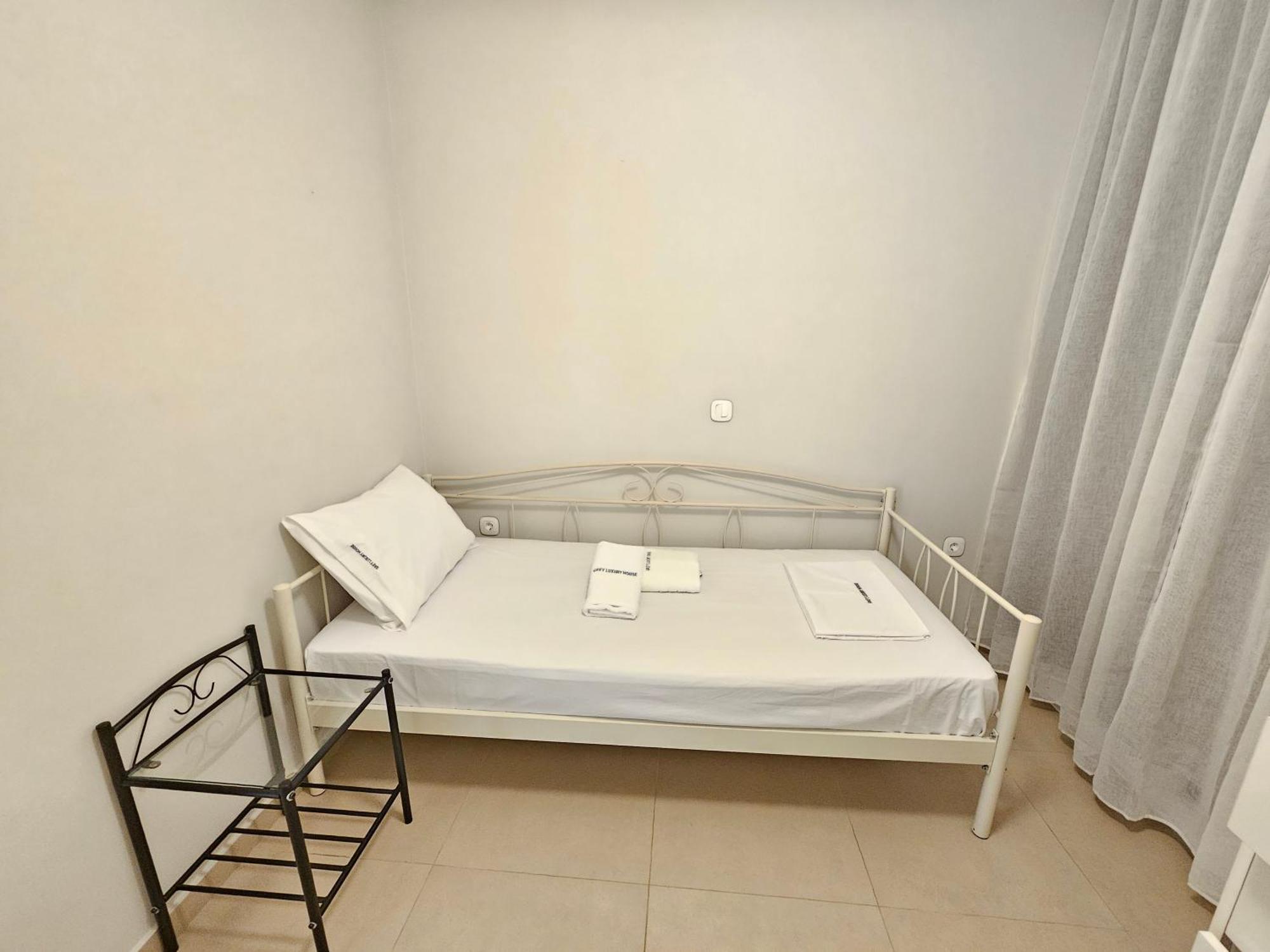 Grey Luxury House Apartman Ípszosz Kültér fotó