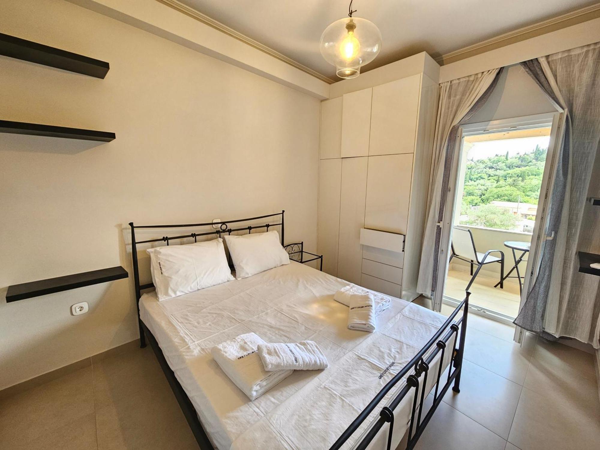 Grey Luxury House Apartman Ípszosz Kültér fotó